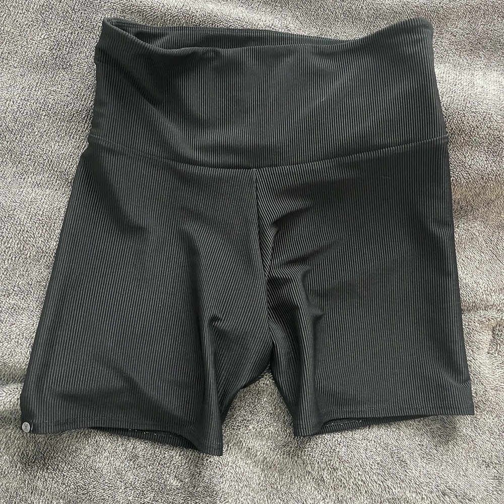 Onzie black biker shirt